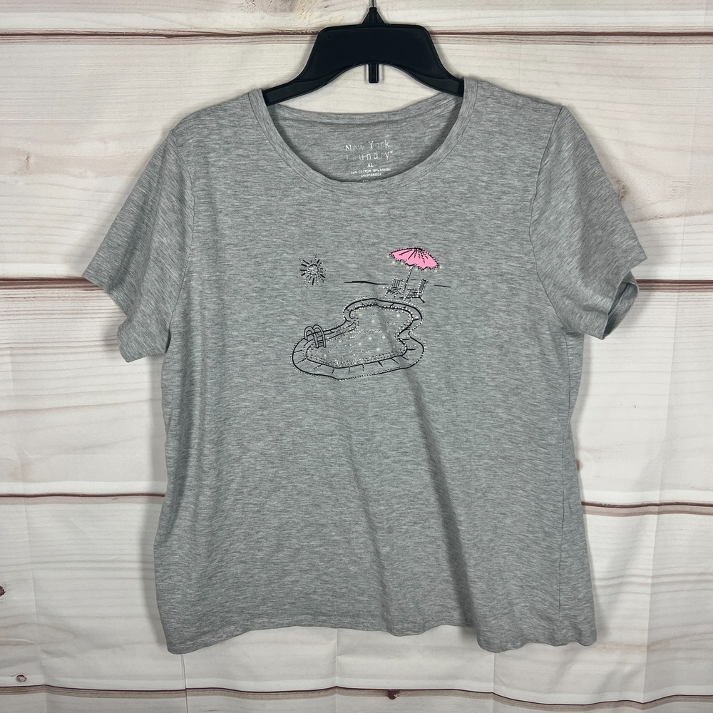 New York Laundry Top Womens XL Gray Graphic T-Shirt Short Sleeve Embellished